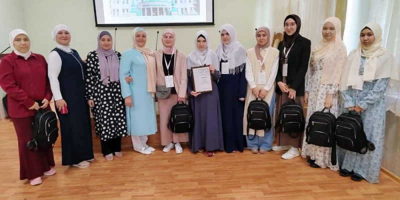 Студентка медресе «Шейх Саид» приняла участие во Всероссийской олимпиаде в Казани