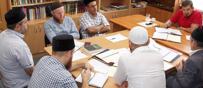 Муфтий провел встречу с преподавателями медресе «Шейх Саид»